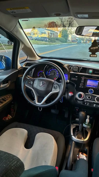 2016 Honda Fit - Image 5 of 9