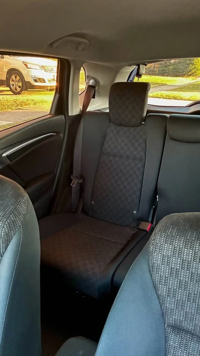 2016 Honda Fit - Image 8 of 9