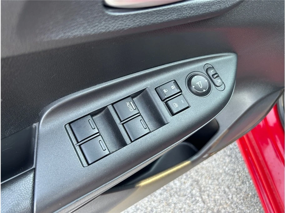 2016 Honda Fit - Image 17 of 21