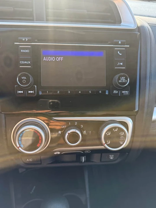 2016 Honda Fit - Image 14 of 20