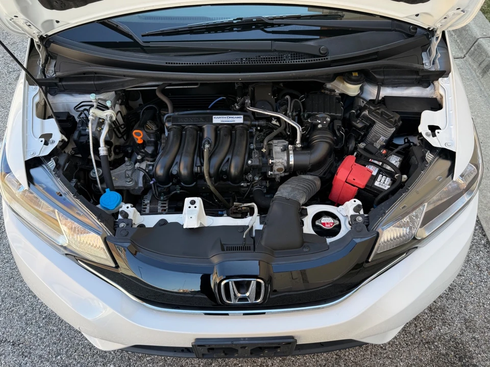 2016 Honda Fit - Image 15 of 21