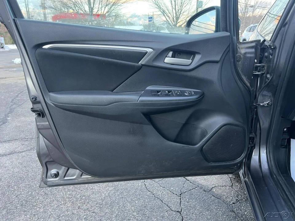 2016 Honda Fit - Image 11 of 12