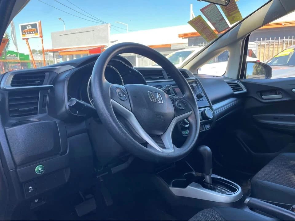 2016 Honda Fit - Image 7 of 10
