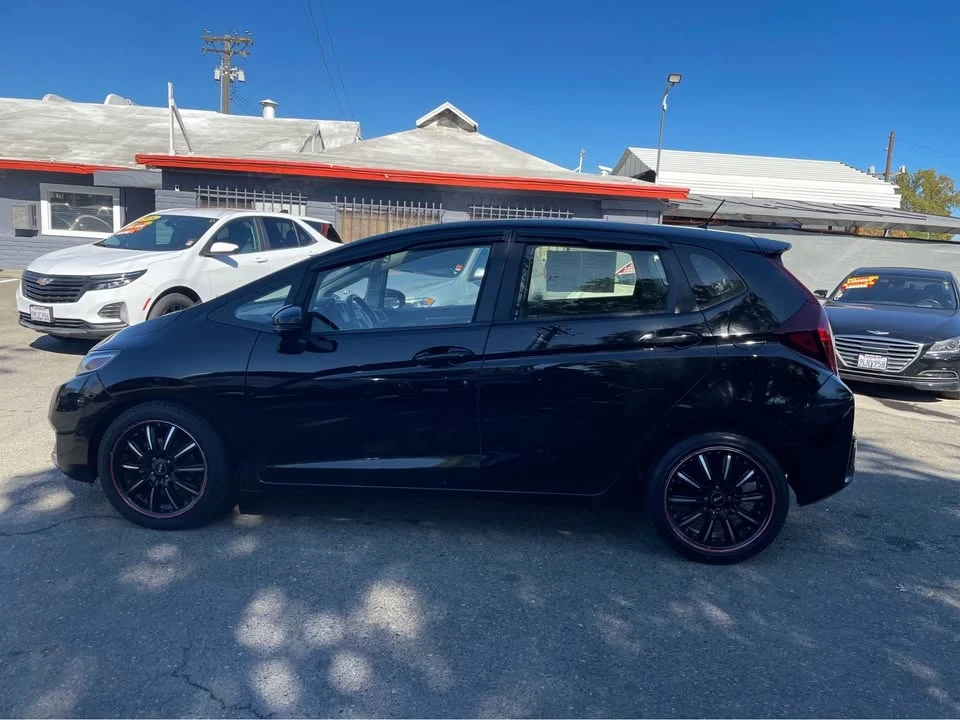 2016 Honda Fit - Image 3 of 10