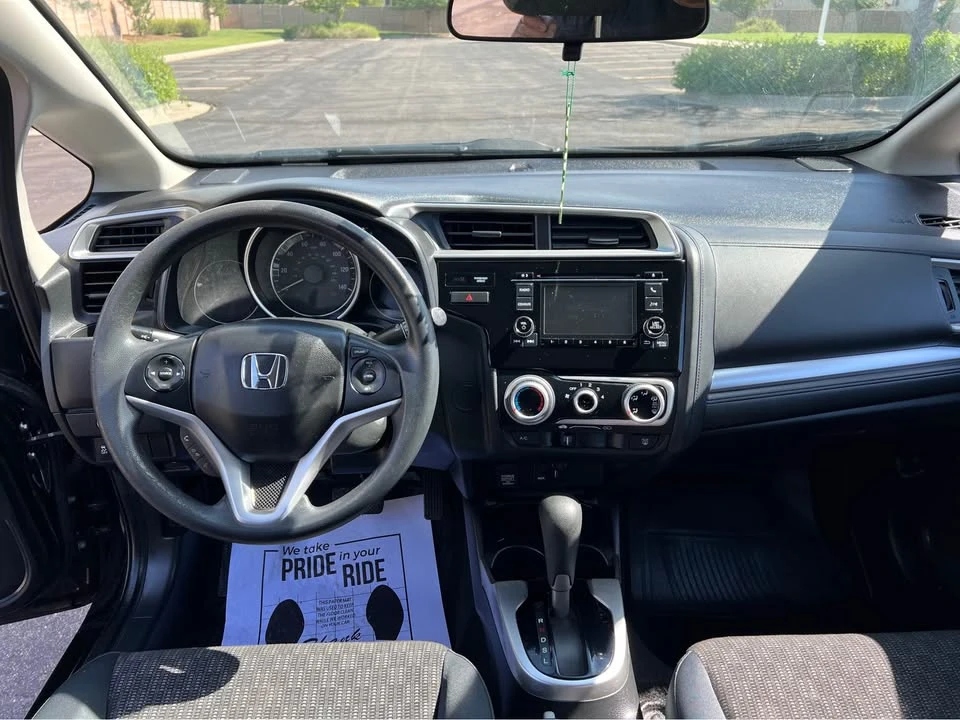 2016 Honda Fit - Image 10 of 13
