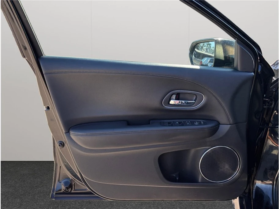 2016 Honda HR-V 2nd Gen - Image 16 of 21
