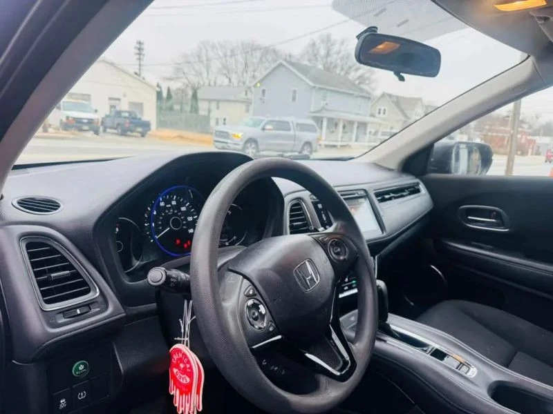 2016 Honda HR-V 2nd Gen - Image 8 of 12