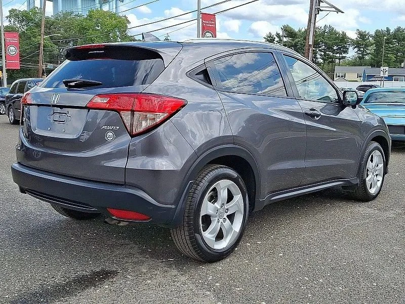 2016 Honda HR-V 2nd Gen - Image 7 of 12