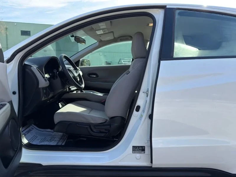 2016 Honda HR-V 2nd Gen - Image 10 of 12