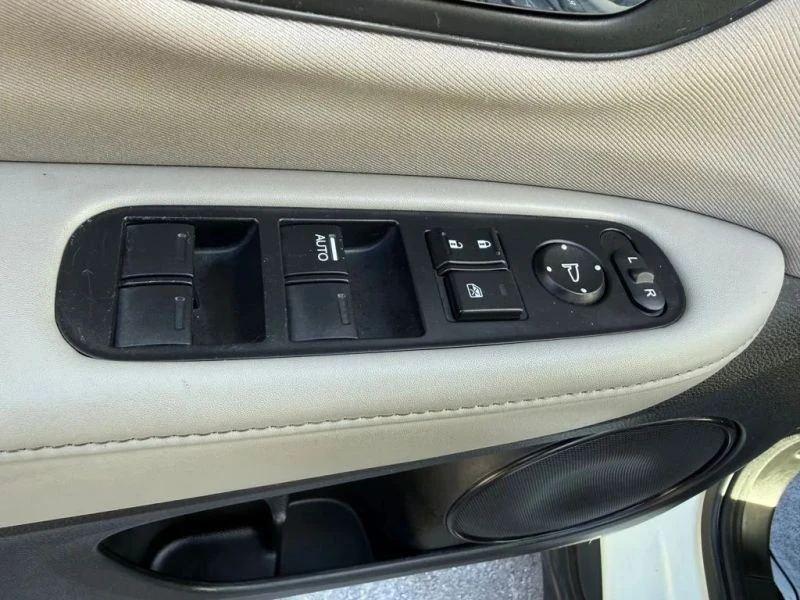 2016 Honda HR-V 2nd Gen - Image 9 of 12