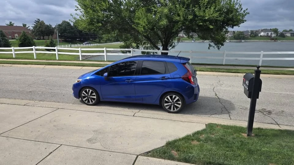 2016 Honda Fit - Image 3 of 4