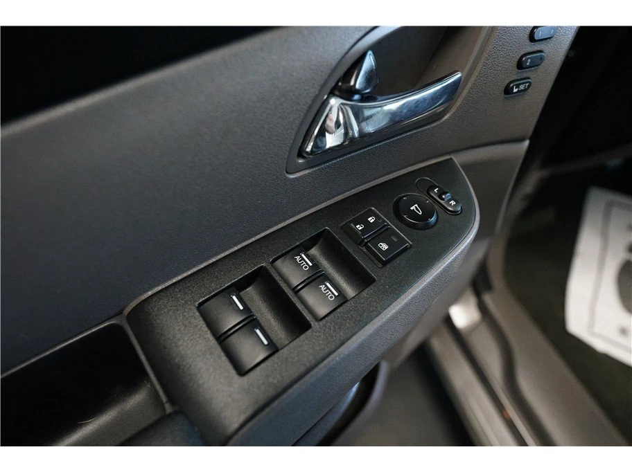 2016 Honda Odyssey - Image 19 of 20