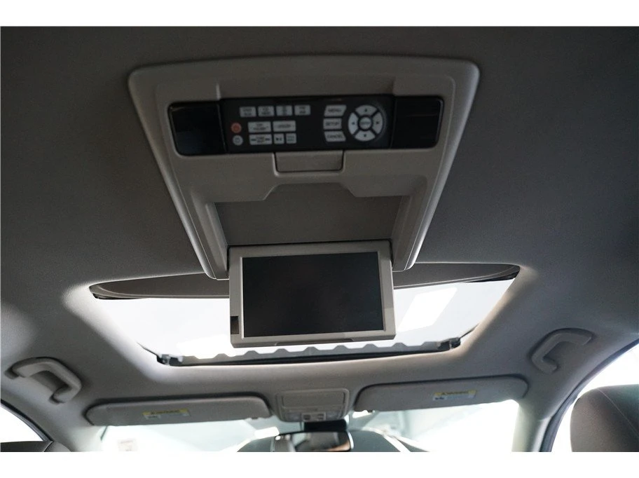 2016 Honda Odyssey - Image 15 of 20