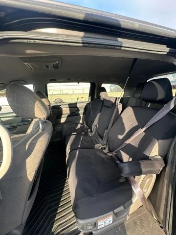 2016 Honda Odyssey - Image 11 of 19