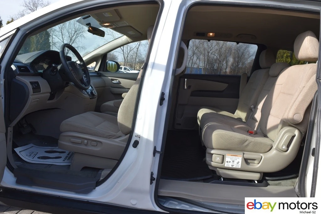 2016 Honda Odyssey - Image 13 of 21