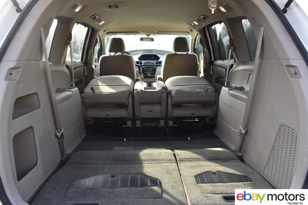 2016 Honda Odyssey - Image 15 of 21
