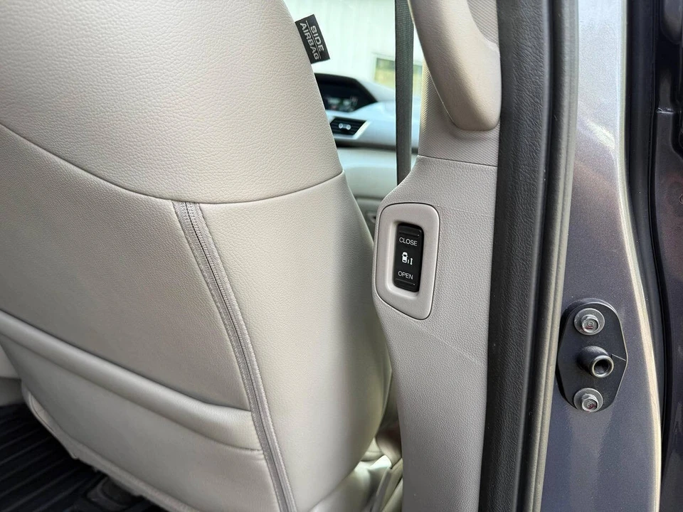 2016 Honda Odyssey - Image 21 of 21