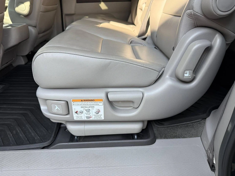 2016 Honda Odyssey - Image 15 of 21