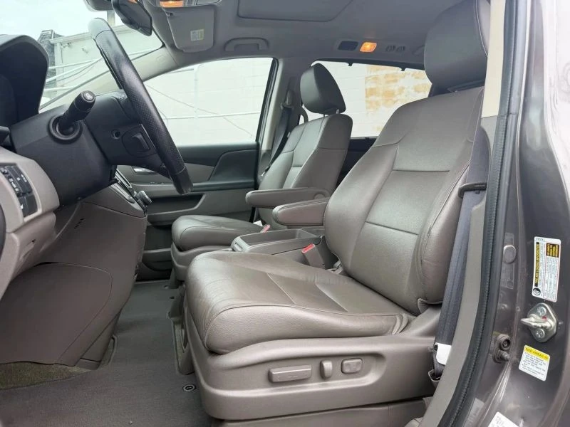 2016 Honda Odyssey - Image 10 of 12