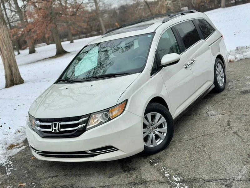 2016 Honda Odyssey - Image 2 of 12