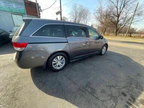2016 Honda Odyssey - Image 9 of 12
