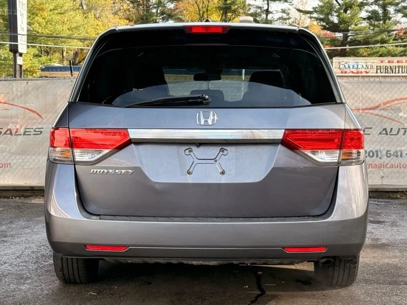 2016 Honda Odyssey - Image 10 of 12