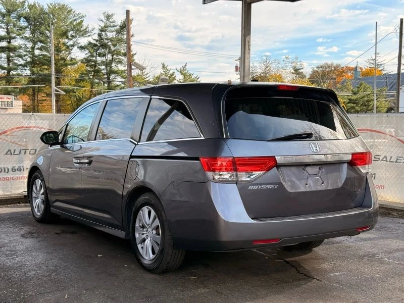2016 Honda Odyssey - Image 9 of 12