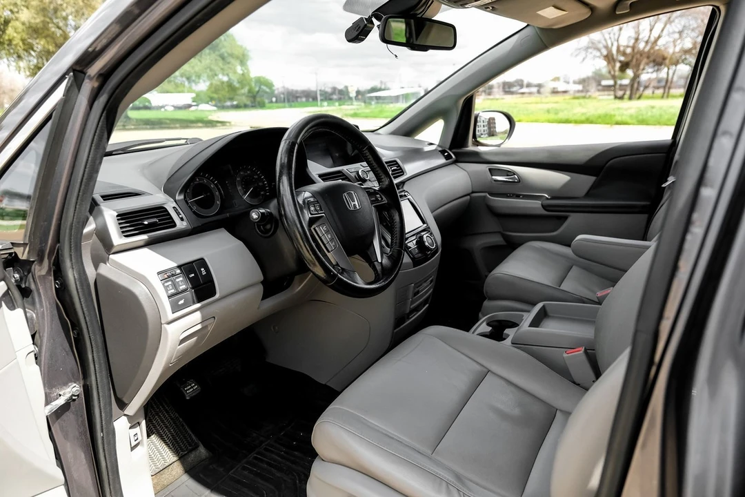 2016 Honda Odyssey - Image 3 of 21