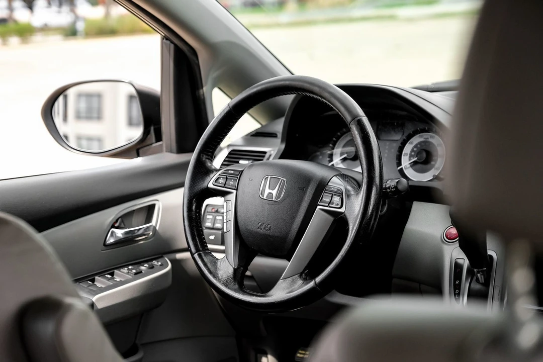 2016 Honda Odyssey - Image 11 of 21