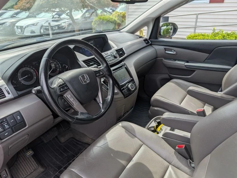 2016 Honda Odyssey - Image 8 of 12