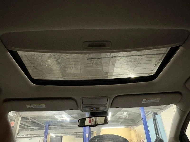 2016 Honda Odyssey - Image 10 of 12