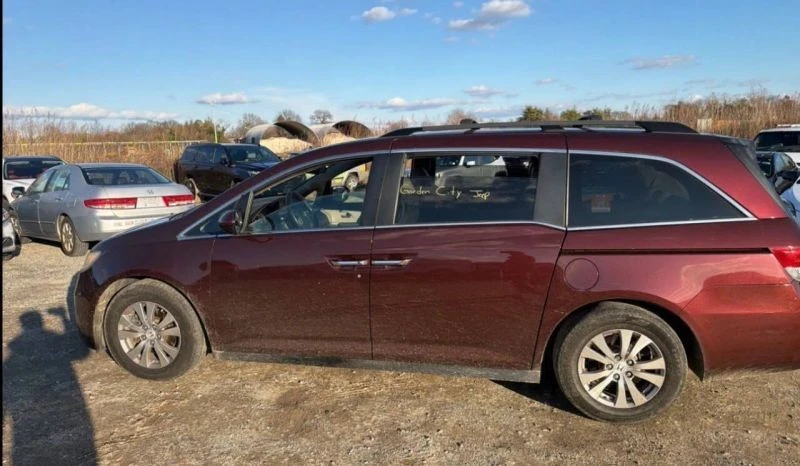2016 Honda Odyssey - Image 6 of 8