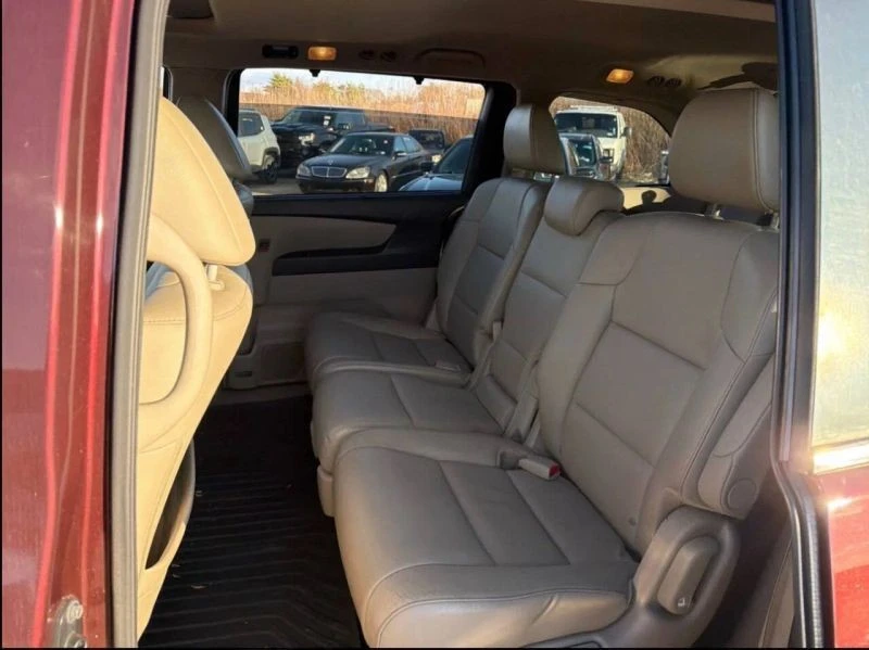 2016 Honda Odyssey - Image 7 of 8