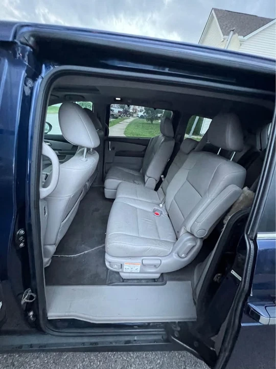 2016 Honda Odyssey - Image 8 of 10