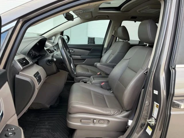 2016 Honda Odyssey - Image 9 of 21