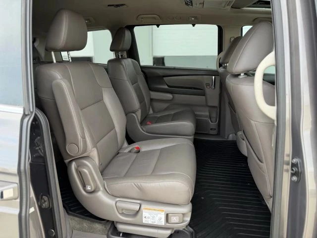 2016 Honda Odyssey - Image 17 of 21