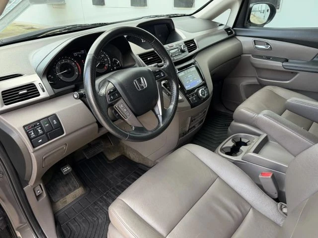 2016 Honda Odyssey - Image 10 of 21