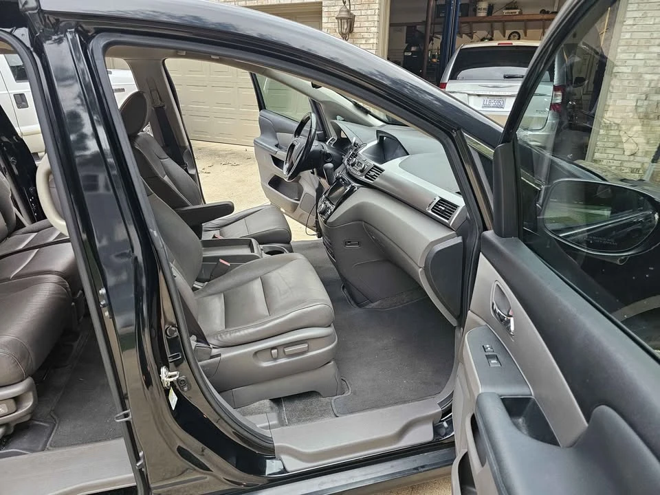2016 Honda Odyssey - Image 10 of 17