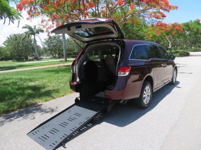 2016 Honda Odyssey - Image 5 of 12