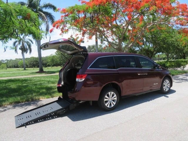 2016 Honda Odyssey - Image 4 of 12