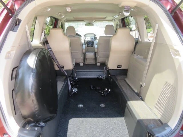 2016 Honda Odyssey - Image 10 of 12