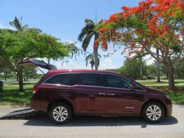 2016 Honda Odyssey - Image 8 of 12