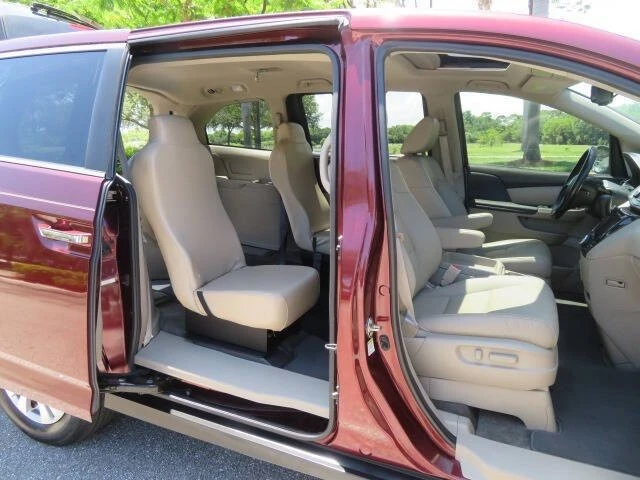 2016 Honda Odyssey - Image 11 of 12