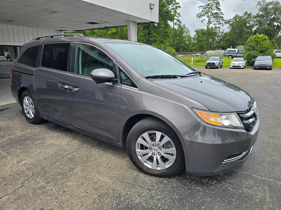 2016 Honda Odyssey - Image 16 of 21