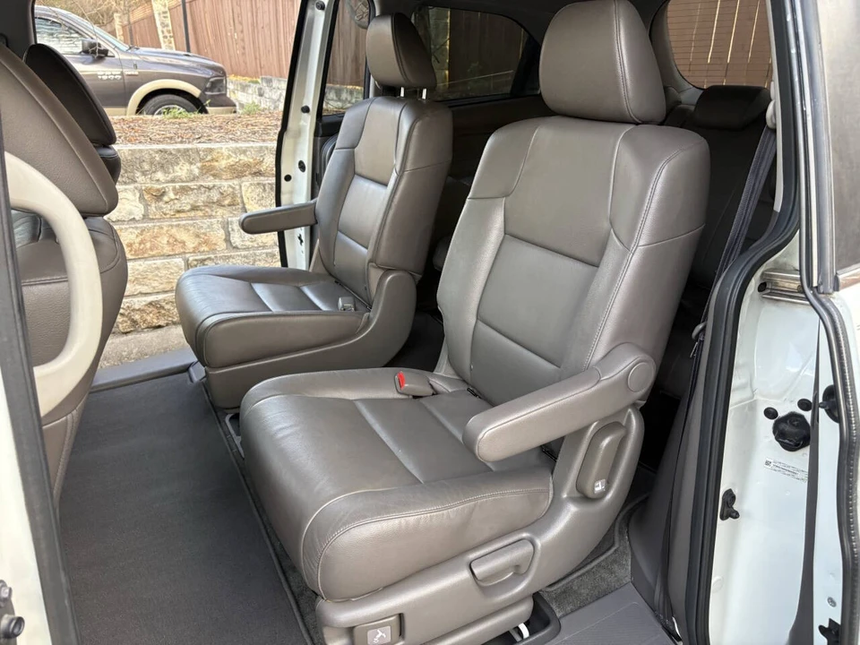2016 Honda Odyssey - Image 19 of 20