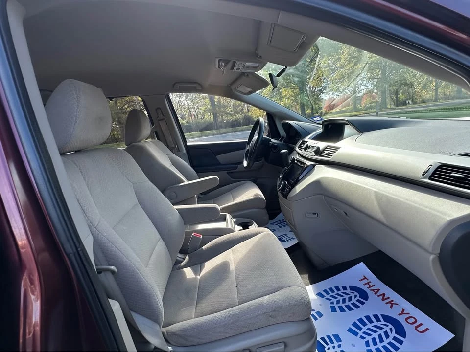 2016 Honda Odyssey - Image 7 of 17