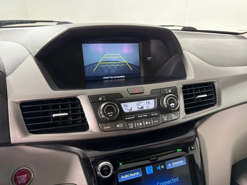 2016 Honda Odyssey - Image 16 of 21