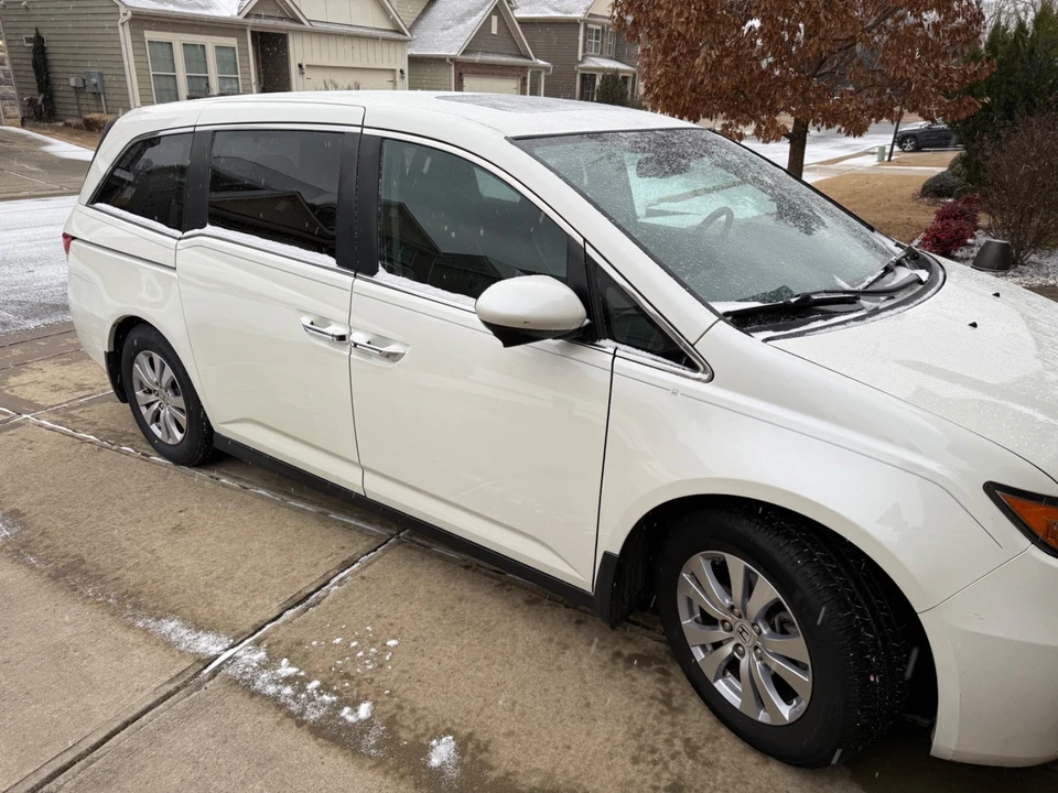 2016 Honda Odyssey - Image 2 of 9
