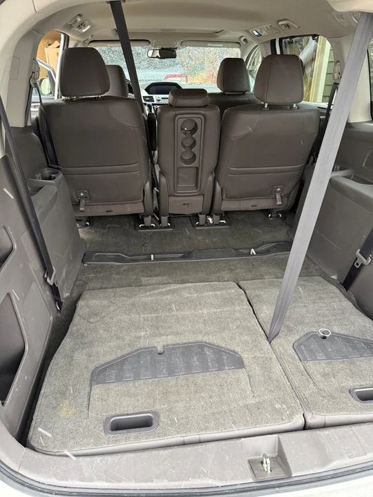 2016 Honda Odyssey - Image 8 of 9