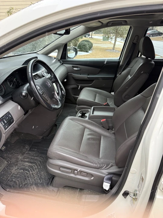 2016 Honda Odyssey - Image 6 of 9
